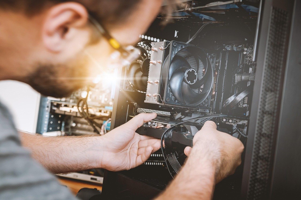 Photo illustrant le métier de Technicien de maintenance en informatique